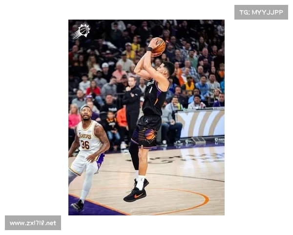 布克在比赛中的适应能力：从新秀到全明星的成长之路